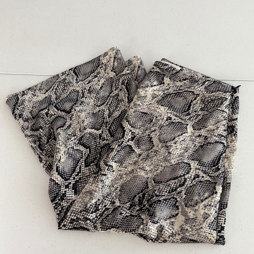 Snake Print Midi Skirt Womens Small Lovestitch Grey Animal Pattern Side Zip